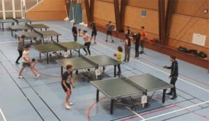 salle de tennis de table
