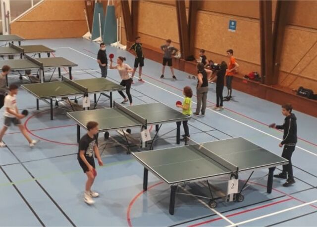 salle de tennis de table